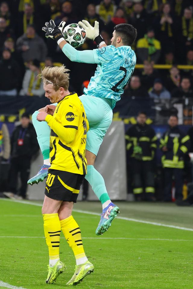 多特蒙德主场胜过皇马,成功晋级淘汰赛(多特蒙德主场胜过皇马,成功晋级淘汰赛了吗) 多特蒙德主场胜过皇马,成功晋级淘汰赛(多特蒙德主场胜过皇马,成功晋级淘汰赛了吗)