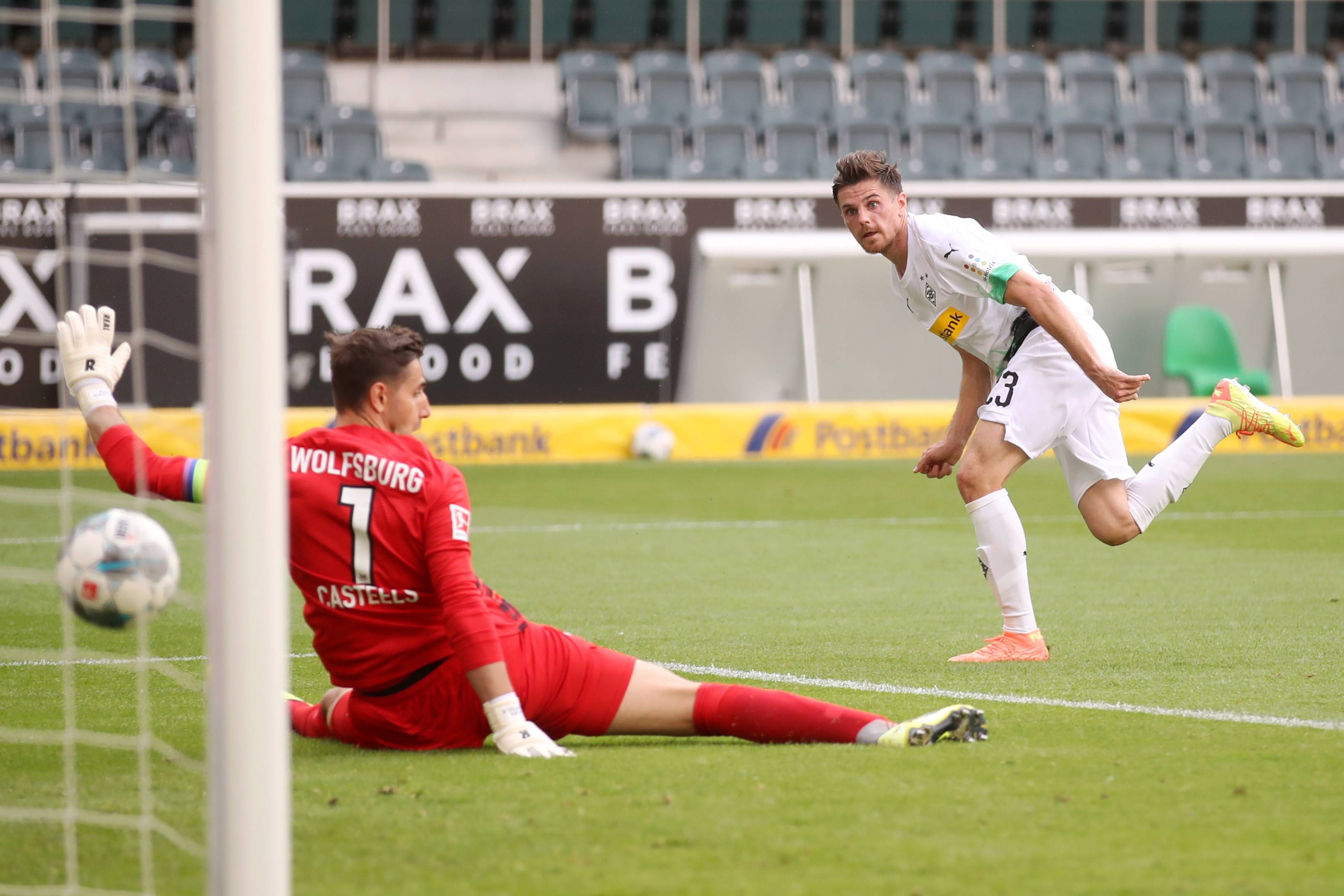 关于沃尔夫斯堡球员频繁伤停,球队演出成百上千的信息 关于沃尔夫斯堡球员频繁伤停,球队演出成百上千的信息