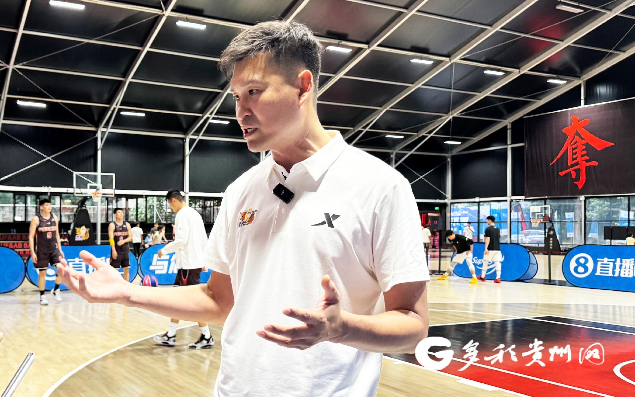 关于篮球教练发布在线训练视频,鼓励球迷保持锻炼的信息 关于篮球教练发布在线训练视频,鼓励球迷保持锻炼的信息