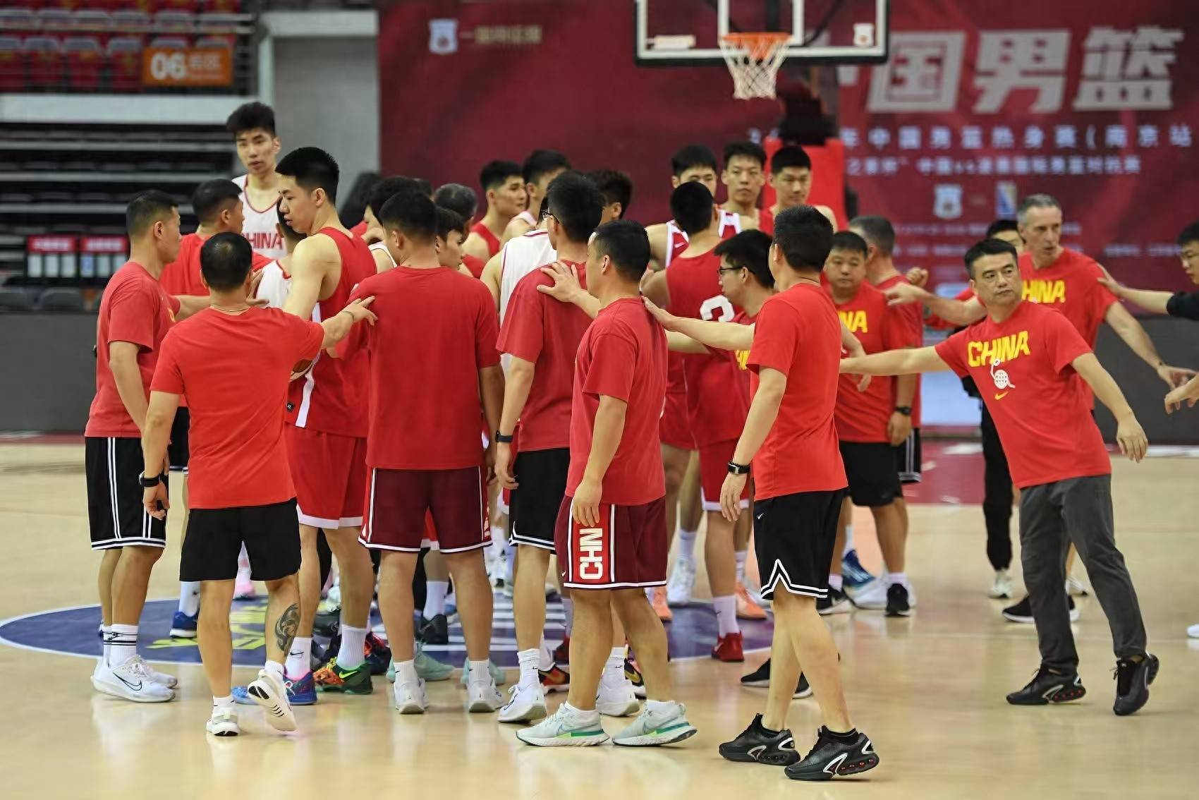 杏彩体育亚洲官网-云南男篮在激烈角逐中实现连胜