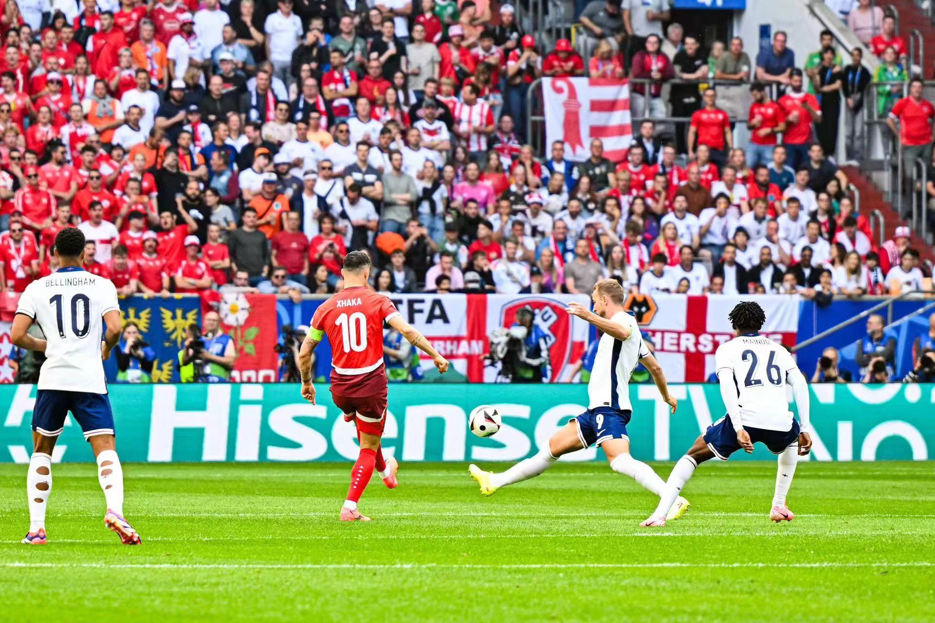 英格兰国家队成功晋级下一轮 英格兰国家队成功晋级下一轮