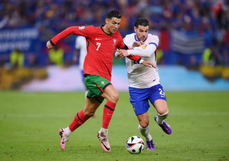 杏彩体育网页版登录入口-强强对话！欧洲杯预选赛中的势均力敌