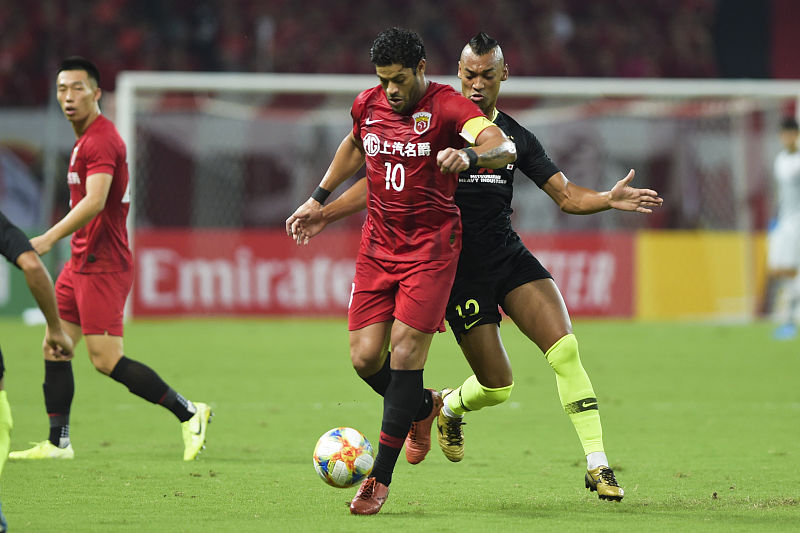 瑞典队在关键时刻力挽狂澜，取得胜利的简单介绍