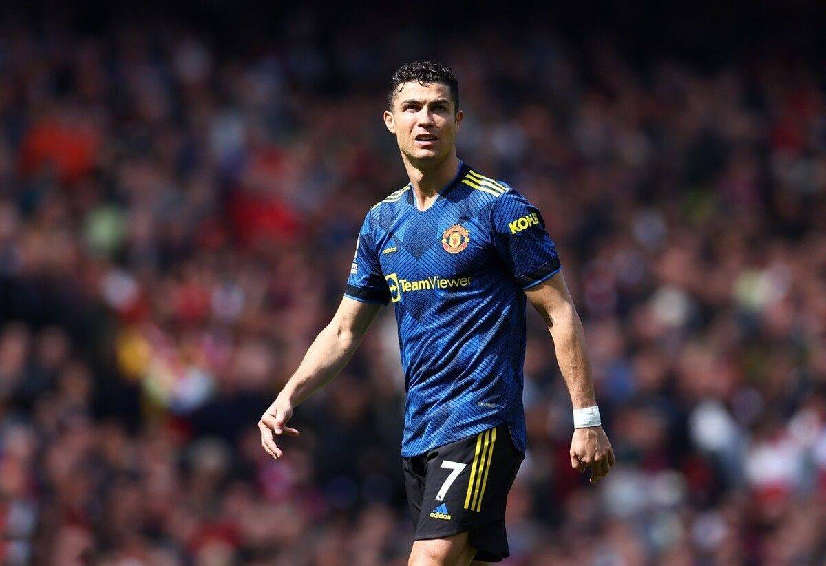 蓝队新帅上任改变风格，带领球队迎战新赛季