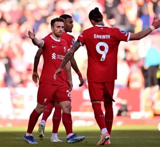 曼联轻取对手,继续保持状态 曼联轻取对手,继续保持状态