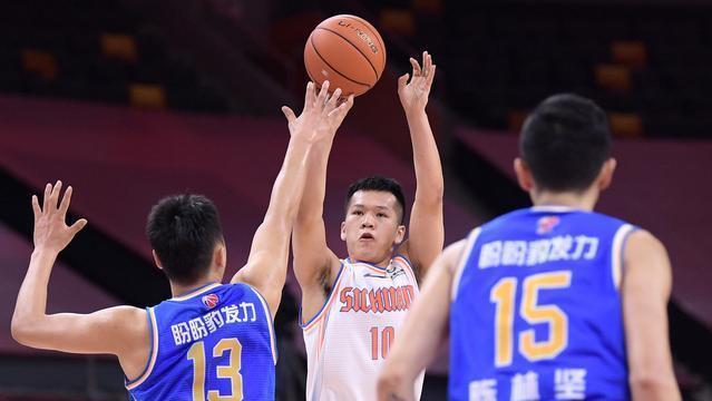 贵州猛虎战胜对手，表现抢眼