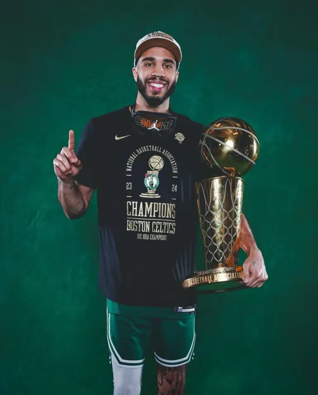 杏彩体育入口-包含凯尔特人险胜掘金，塔图姆贡献全场最高27分的词条