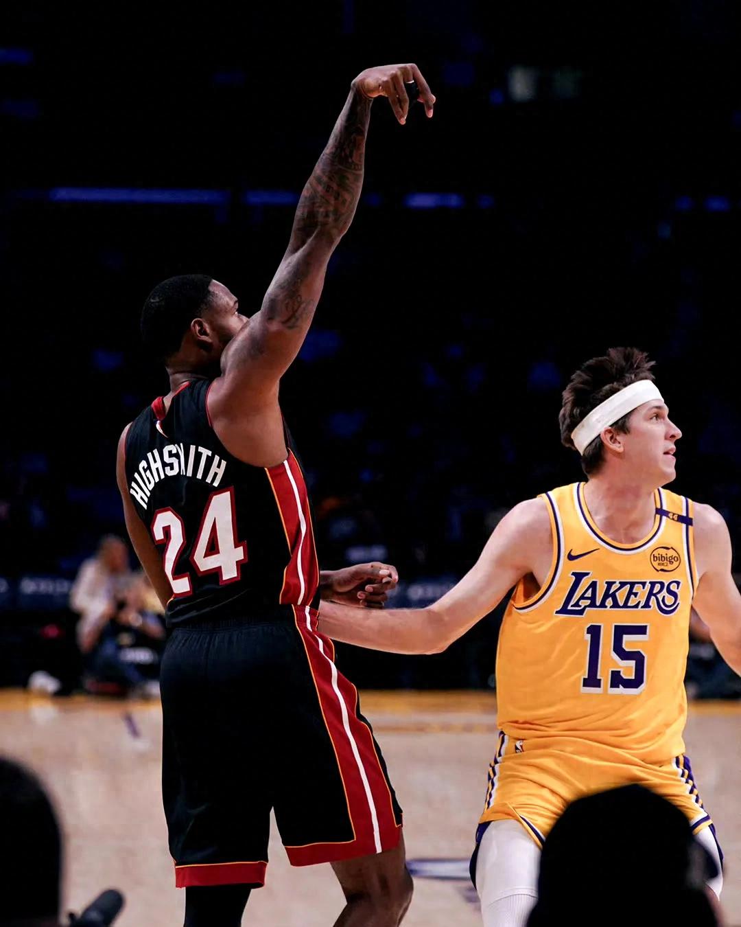 热火主场击败黄蜂,稳坐东部第四 热火主场击败黄蜂,稳坐东部第四