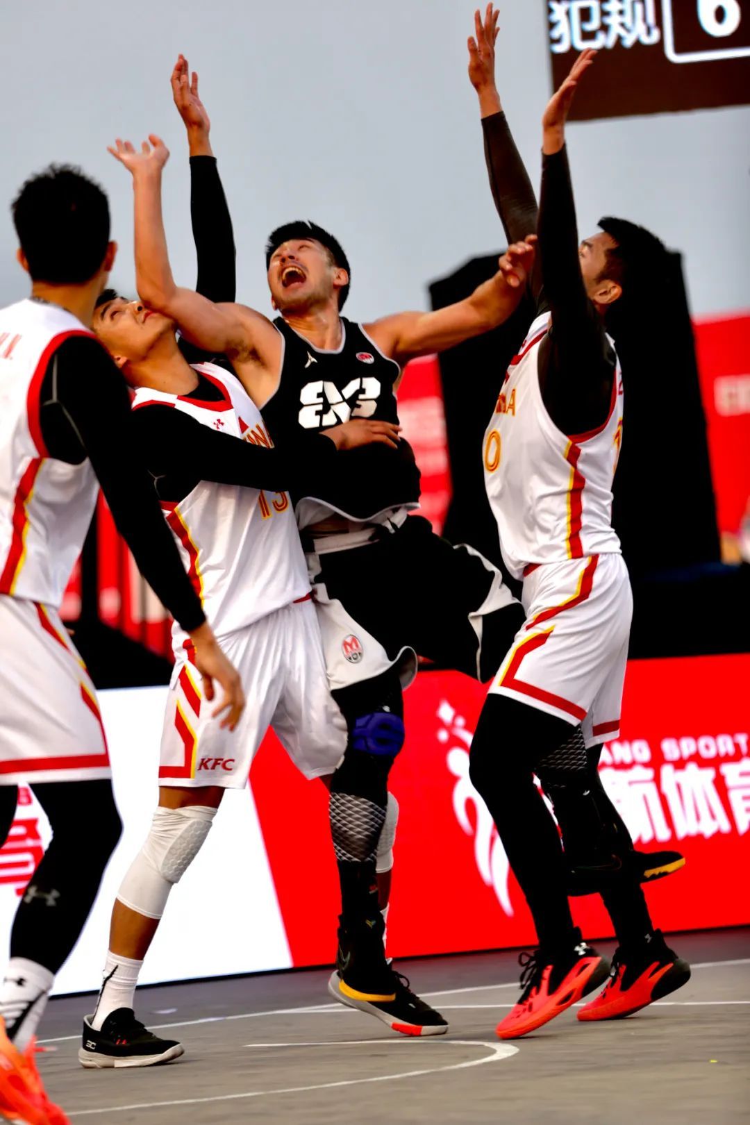 日本篮球盛事：精彩比赛决胜归属谁的简单介绍