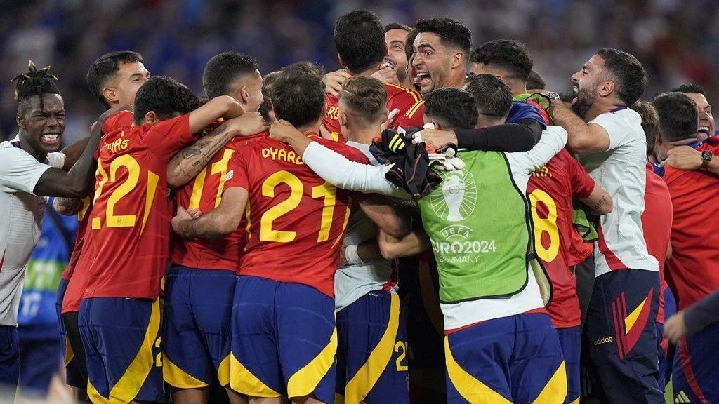 杏彩体育app-精彩的争夺在欧洲顶级足球比赛中展开