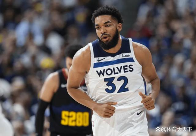 包含尼斯主教练因技战术问题备受质疑的词条