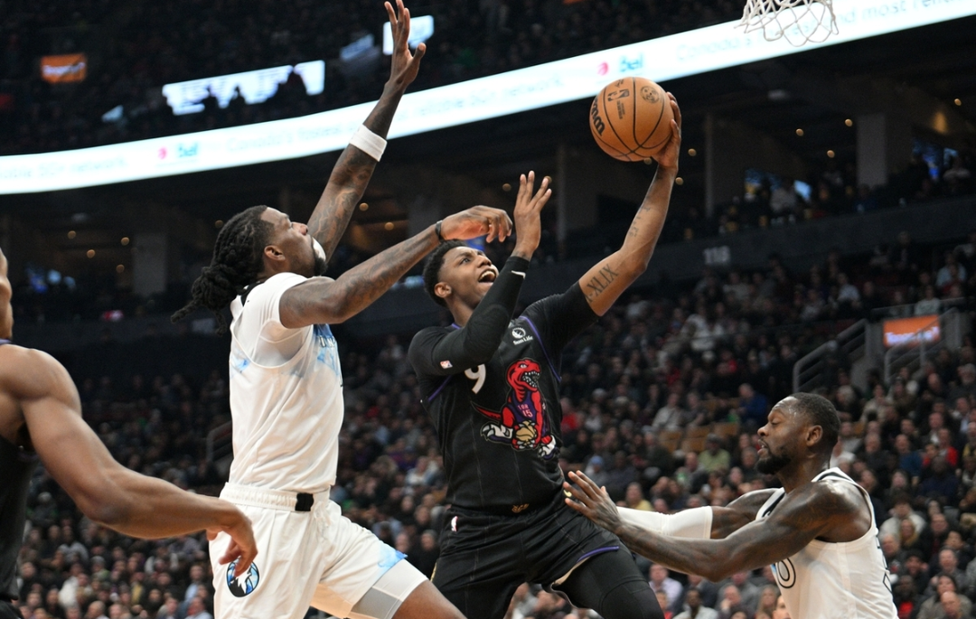 杏彩体育-猛龙客场险胜骑士，积极备战下一场！