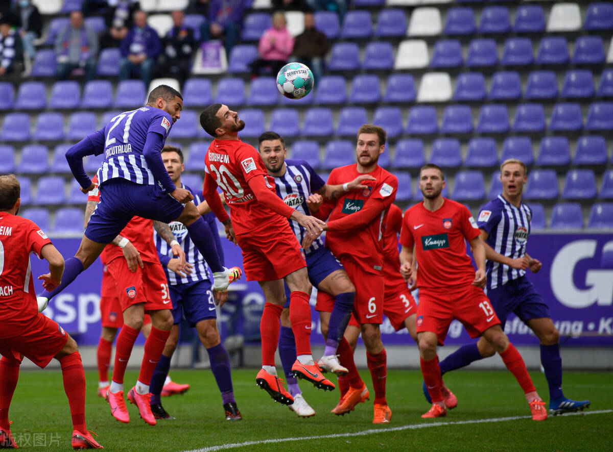 杏彩体育平台-扭转颓势！实力弱势球队逆袭取得胜利