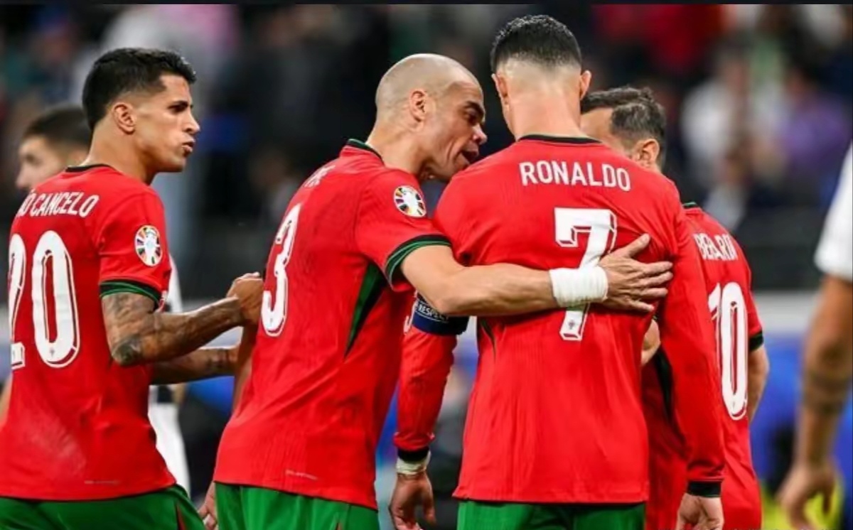 杏彩体育官网入口-强强对话！两强交手将掀起火花的简单介绍